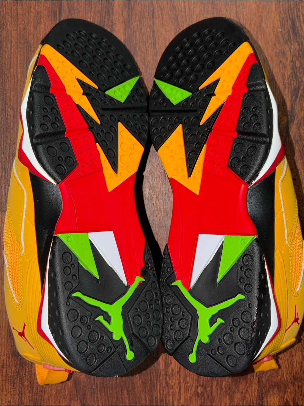Jordan size 11 - Picture 13 of 13